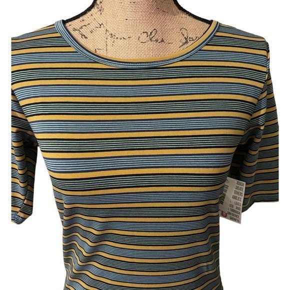 LuLaRoe‎ GiGi Top - Picture 3 of 6